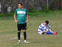 Amatör maçta ilginç protesto