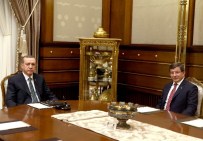 Başbakan Davutoğlu Beştepe'de