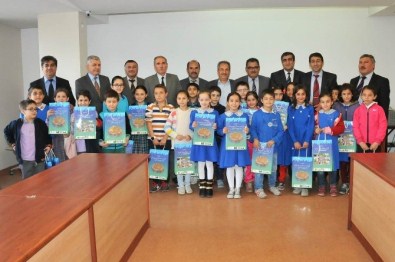 Başkan Akkaya Öğrencilerini Ödüllendirdi