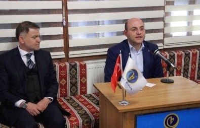 Başkan Ali Çetinbaş Birlik Vakfı'nın Yönetim Kurulu Toplantısı'na Katıldı