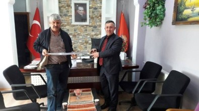 Başkan Yıldırım'a Anlamlı Hediye