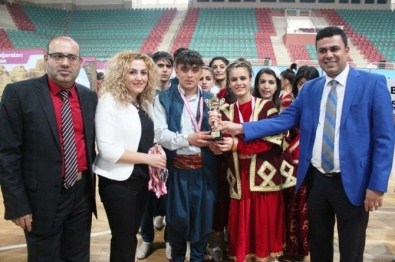 Diyarbakır'da Folklor Müsabakaları Sona Erdi