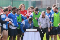 Dünya Yıldızı ETO'o'ya Renkli Doğum Günü Kutlaması