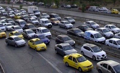 Erzurum'da Trafiğe Kayıtlı Araç Sayısı Ocak Ayı Sonu İtibarıyla 107 Bin 233 Oldu