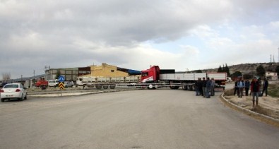 Mahkeme, Sahipleri Tarafından Kapatılan Özel Mülk Alanındaki Yolun Açılması Kararını Verdi