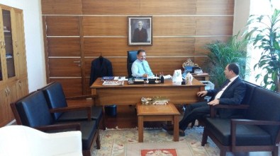 Mehmet Özhaseki'ye Ziyaretçi Akını