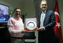 MÜSİAD'dan Vergi Rekortmeni Üyelerine Plaket