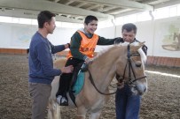 REHBER ÖĞRETMEN - Otizmli Çocuklara AT İle Terapi
