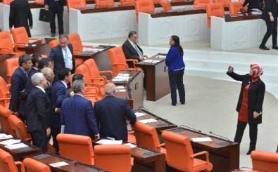 TBMM Genel Kurulu 22 Mart'a Kadar Ara Verdi