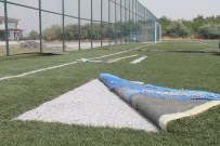 Yeşiltepe'nin 1 Nolu Sahası Yenileniyor