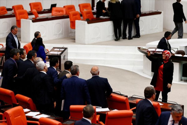 TBMM Genel Kurulu'na ara verildi