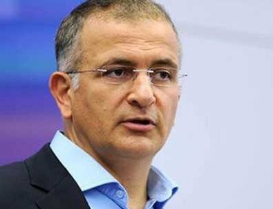 Ekrem Dumanlı'ya yakalama kararı