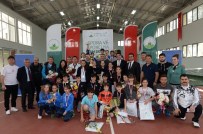 PEYAMİ SAFA - Okullar Arası Tenis Şöleni Sona Erdi