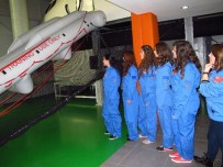 BOEING - THK Kız Öğrencilerle Iftc'yi Gezdi