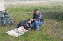 DOĞANCA - Yaşlı Kadının İmdadına Vatandaşlar Yetişti