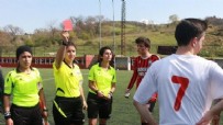FUTBOL HAKEMİ - 8 Kırmızı Kartın Çıktığı Maç Yarıda Kaldı