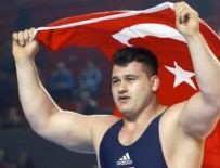 Rıza Kayaalp altın madalya kazandı