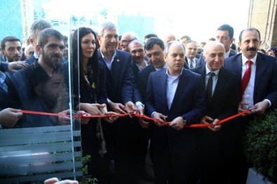 Bakan Kılıç, Sergi Açılışı Yaptı