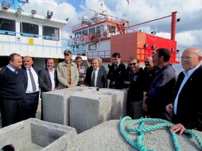Çeşme'de Trolcüleri Engelleyecek, Deniz Canlılarını Koruyacak Proje