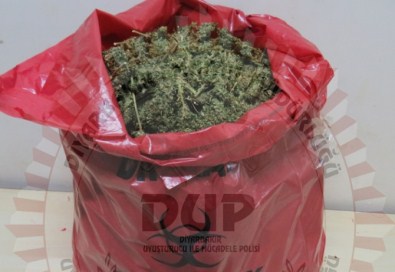 Diyarbakır'da 115 Kilo Esrar Ele Geçirildi