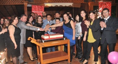 Hastaneden Çifte Bayram