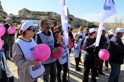 Hava İş Sendikası'ndan Balonlu Grev
