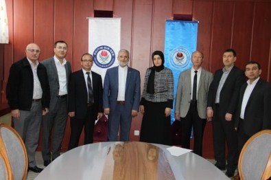 Sofuoğlu'ndan İstiklal Marşı Mesajı