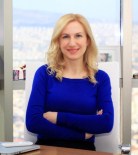 Gözaltı Işık Dolgusu İle Genç Bakışlar