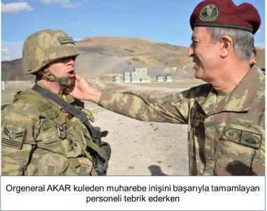 Orgeneral Akar'dan Bordo berelilere ziyaret