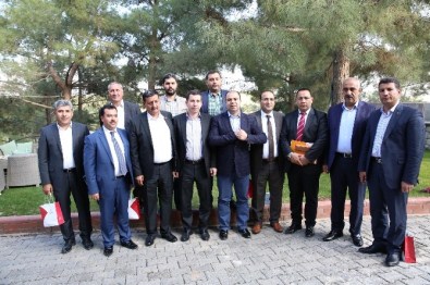 Şanlıurfa AK Parti İlçe Belediye Başkanları Karaköprü'de Biraraya Geldi