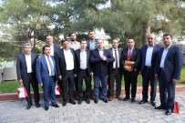 ASLAN ALİ BAYIK - Şanlıurfa AK Parti İlçe Belediye Başkanları Karaköprü'de Biraraya Geldi
