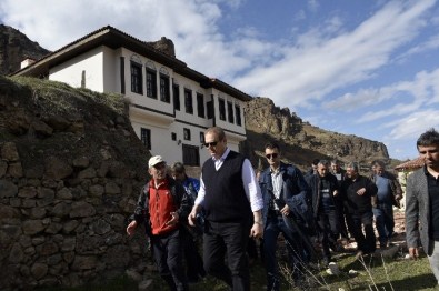 Süleymaniye Ayağa Kalkacağı Günleri Bekliyor