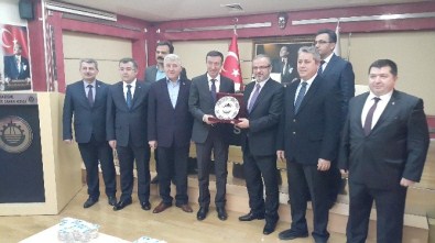 Bakan Yardımcısı Çelik DTSO'yu Ziyaret Etti