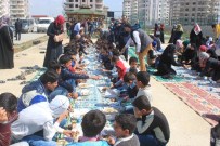 İnsani Yardım Platformu Süleyman Şah Kampında Bulunan Bin Çocuğu Giydirdi