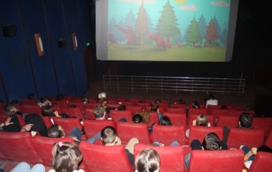 Kasgeg'den, Sevgi Evleri Çocuklarına Sinema Etkinliği