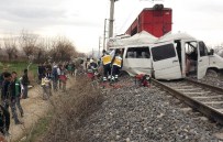 ÖĞRENCİ SERVİSİ - Malatya'da trenle öğrenci servisi çarpıştı. 1 ölü, 16 yaralı