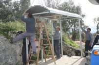 OTOBÜS DURAĞI - Selçuk'ta Vatandaşların Durak İsteği Yerine Getirildi