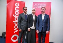 MOBİL İLETİŞİM - Vodafone, 2020'De Gelecek 5G Teknolojisini Dresden'de Canlı Olarak Deneyimletti