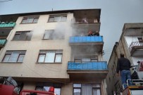 İTFAİYE MERDİVENİ - Fatsa'da Korkutan Yangın