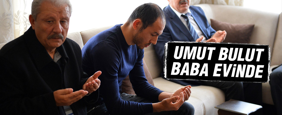 Umut Bulut baba evinde taziyeleri kabul etti