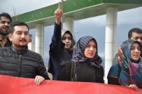 TEZAHÜR - Gençlerden Teröre Bayraklı Tepki