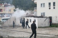 BELDIBI - Marmaris'te Boş Binada Yangın Paniği