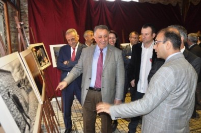 Sanatçı Doktorlar Sergi Açtı