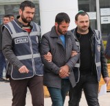 Su Tesisatçısı, Paralarını Gasp Ettiği 93'Lük Dedeyi Öldürmüş