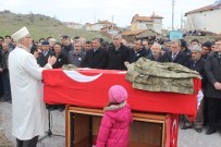 VURAL KAVUNCU - Terör Saldırısında Hayatını Kaybeden Kütahyalı Genç Toprağa Verildi