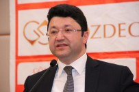 İBRAHİM KARAMAN - Tıp Bayramı Töreninde, Teröre Tepki Yağdı