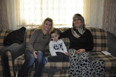 61 Ameliyat Geçiren Minik Kayra'yı Yardımlar Hayata Bağlayacak