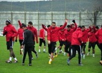 CELAL DOĞAN - Gaziantepspor Pas Çalıştı