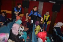 PATLAMIŞ MISIR - Minik Öğrencileri Bu Kez Polisler Sevindirdi
