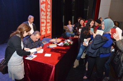 Mungan Açıklaması 'Edebiyat Dünyasının Üvey Çocuğuyum'